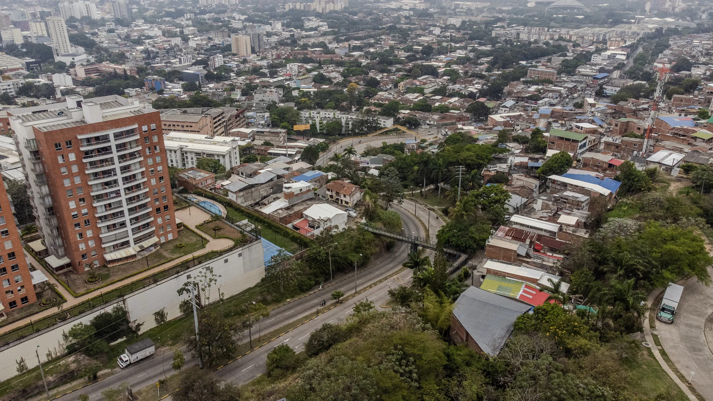 Avenida Circunvalar con vista a Cali